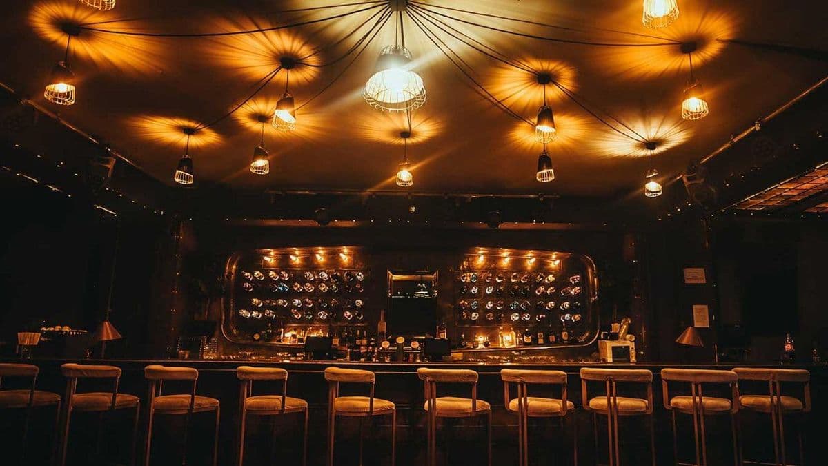  Blaze Lounge & Club